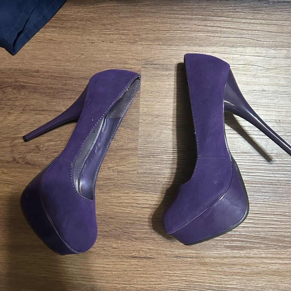 BAMBOO Purple Heels Elegant Design